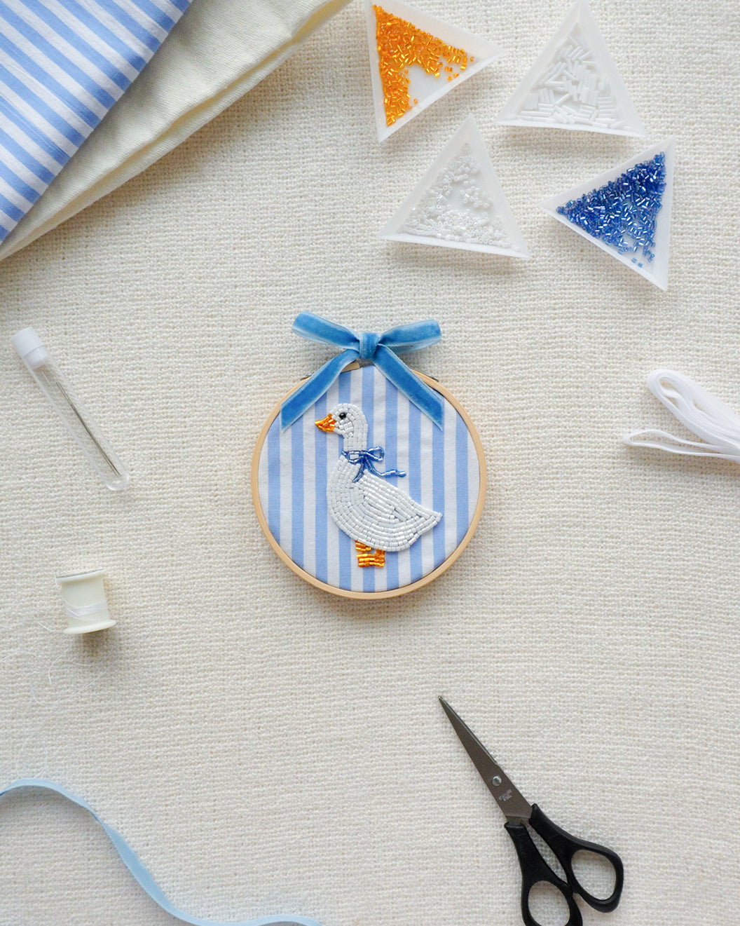 Hooped Bead Embroidery Kit "Silly Goose"